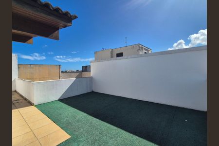 Apartamento à venda com 280m², 3 quartos e 3 vagas Apartamento à venda com 280m², 3 quartos e 3 vagasTerraço