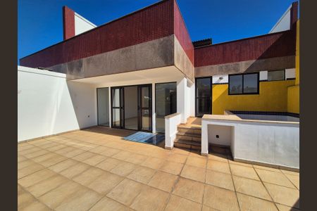 Apartamento à venda com 280m², 3 quartos e 3 vagas Apartamento à venda com 280m², 3 quartos e 3 vagasVaranda