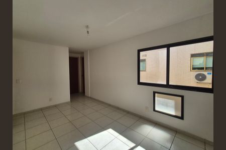 Apartamento à venda com 280m², 3 quartos e 3 vagas Apartamento à venda com 280m², 3 quartos e 3 vagasSala 2