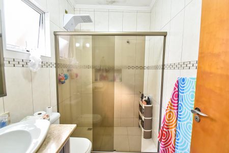 Casa à venda com 280m², 3 quartos e 1 vagaBanheiro da suíte