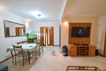 Casa à venda com 280m², 3 quartos e 1 vagaSala