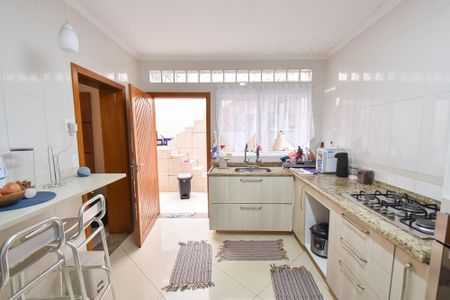 Casa à venda com 280m², 3 quartos e 1 vagaCozinha
