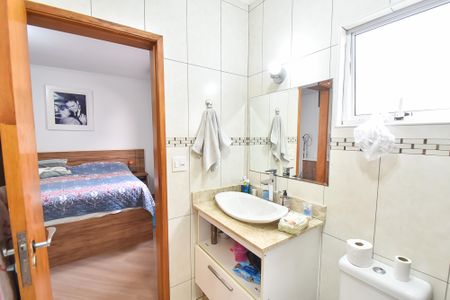 Casa à venda com 280m², 3 quartos e 1 vagaBanheiro da suíte