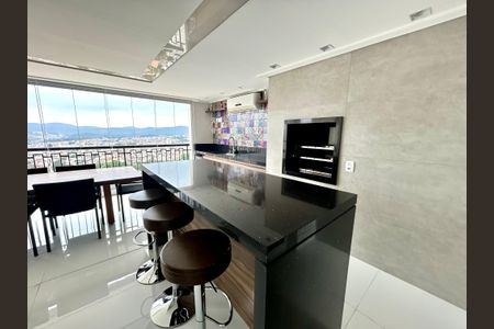 Apartamento à venda com 182m², 3 quartos e 3 vagasVaranda da Sala