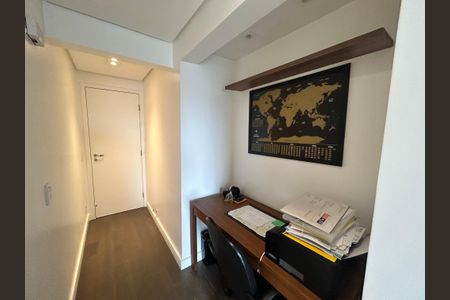 Apartamento à venda com 182m², 3 quartos e 3 vagasCorredor