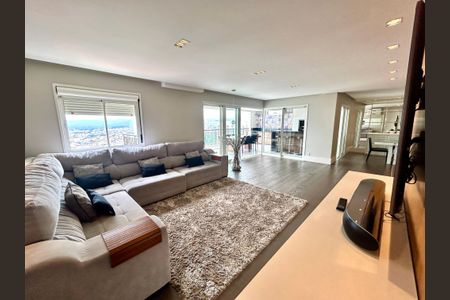 Sala de apartamento à venda com 3 quartos, 182m² em Vila Rosalia, Guarulhos