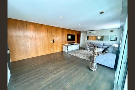 Apartamento à venda com 182m², 3 quartos e 3 vagasSala