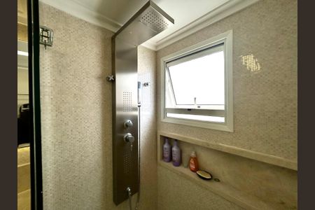 Apartamento à venda com 182m², 3 quartos e 3 vagasBanheiro da Suíte 1