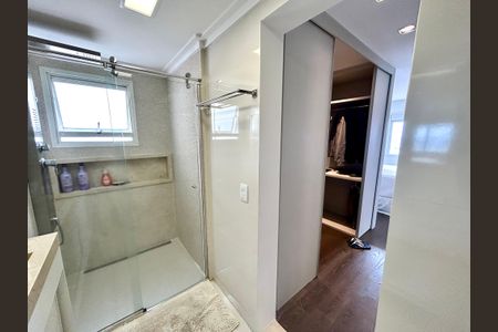 Apartamento à venda com 182m², 3 quartos e 3 vagasBanheiro da Suíte 1