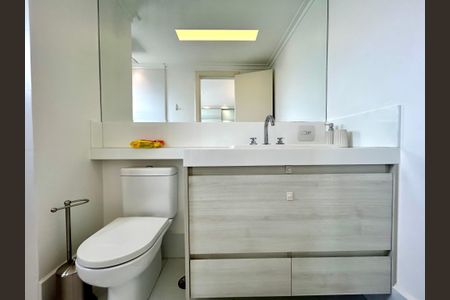 Apartamento à venda com 182m², 3 quartos e 3 vagasBanheiro da Suíte 3