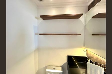 Apartamento à venda com 182m², 3 quartos e 3 vagasLavabo