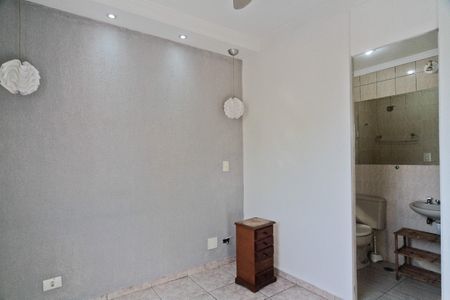 Apartamento para alugar com 70m², 3 quartos e 2 vagas Apartamento para alugar com 70m², 3 quartos e 2 vagasSuíte