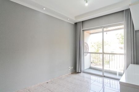 Sala de apartamento para alugar com 3 quartos, 70m² em Vila Albertina, São Paulo