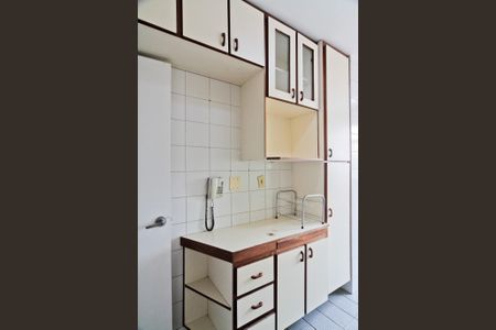 Apartamento para alugar com 70m², 3 quartos e 2 vagas Apartamento para alugar com 70m², 3 quartos e 2 vagasCozinha