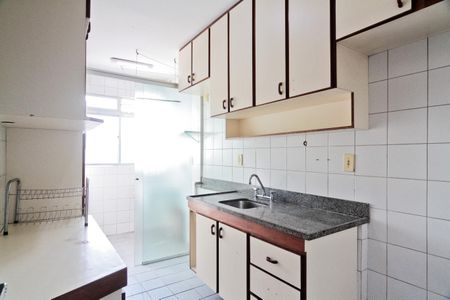 Apartamento para alugar com 70m², 3 quartos e 2 vagas Apartamento para alugar com 70m², 3 quartos e 2 vagasCozinha