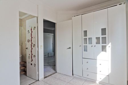 Apartamento para alugar com 70m², 3 quartos e 2 vagas Apartamento para alugar com 70m², 3 quartos e 2 vagasSuíte