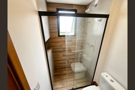 Apartamento para alugar com 63m², 2 quartos e 1 vaga Apartamento para alugar com 63m², 2 quartos e 1 vagaBanheiro da Suíte