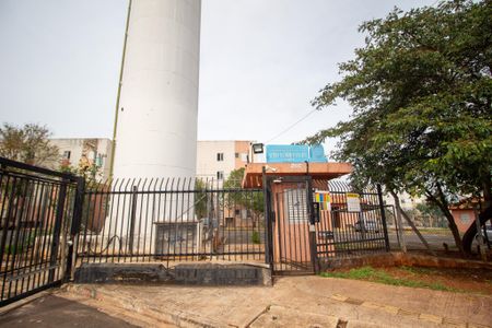 Apartamento para alugar com 50m², 2 quartos e 1 vagaFachada