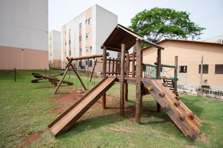 Apartamento para alugar com 50m², 2 quartos e 1 vagaÁrea comum - Playground