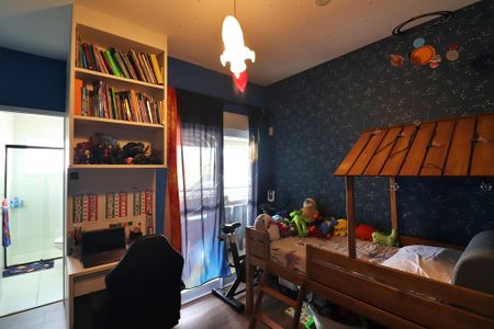 Apartamento à venda com 118m², 3 quartos e 2 vagasSuíte 2