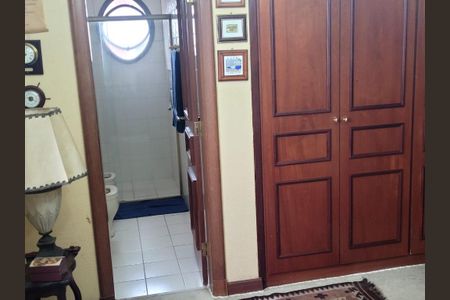 Apartamento à venda com 220m², 3 quartos e 3 vagas Apartamento à venda com 220m², 3 quartos e 3 vagasFoto 12