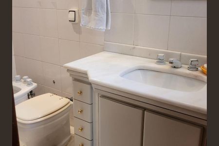 Apartamento à venda com 220m², 3 quartos e 3 vagas Apartamento à venda com 220m², 3 quartos e 3 vagasFoto 01