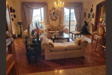 Apartamento à venda com 220m², 3 quartos e 3 vagas Apartamento à venda com 220m², 3 quartos e 3 vagasFoto 02