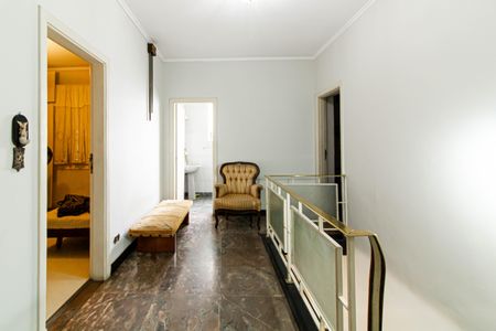 Casa à venda com 450m², 4 quartos e 15 vagasEscada