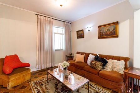 Casa à venda com 450m², 4 quartos e 15 vagasSala