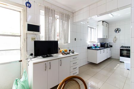 Casa à venda com 450m², 4 quartos e 15 vagasCozinha