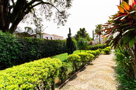 Casa à venda com 450m², 4 quartos e 15 vagasÁrea externa