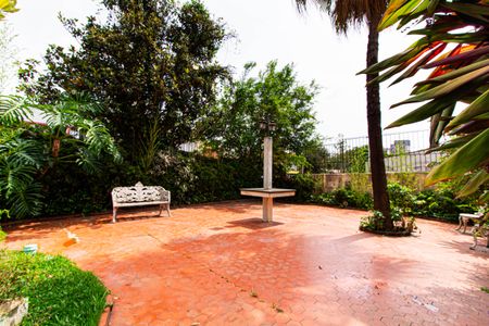 Casa à venda com 450m², 4 quartos e 15 vagasÁrea externa