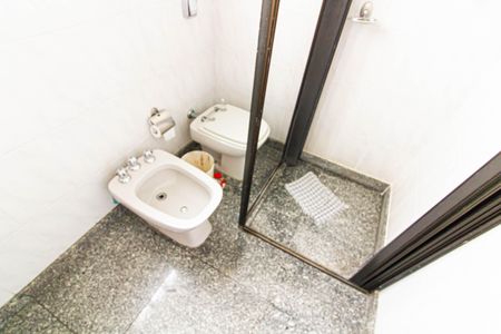 Casa à venda com 450m², 4 quartos e 15 vagasBanheiro