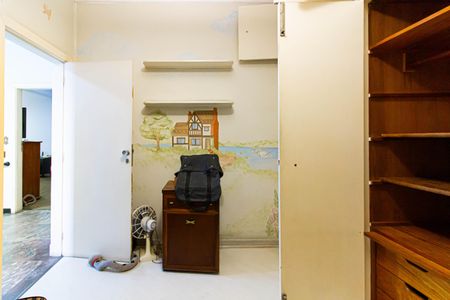 Casa à venda com 450m², 4 quartos e 15 vagasQuarto 2