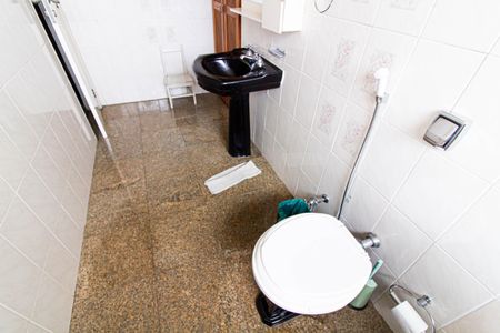 Casa à venda com 450m², 4 quartos e 15 vagasBanheiro da Suíte 1