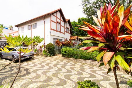 Casa à venda com 450m², 4 quartos e 15 vagasÁrea externa