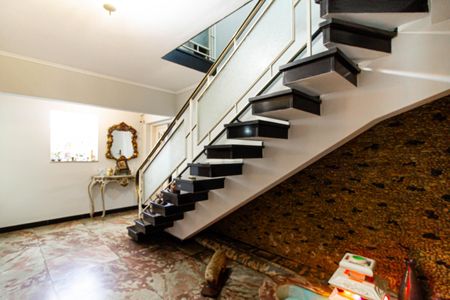 Casa à venda com 450m², 4 quartos e 15 vagasEntrada