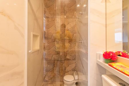 Apartamento à venda com 76m², 2 quartos e 2 vagasBanheiro Social