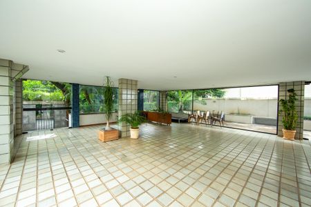 Apartamento à venda com 151m², 4 quartos e 2 vagas Apartamento à venda com 151m², 4 quartos e 2 vagasSALAO DE FESTAS