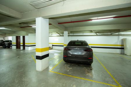 Apartamento à venda com 151m², 4 quartos e 2 vagas Apartamento à venda com 151m², 4 quartos e 2 vagasGARAGEM