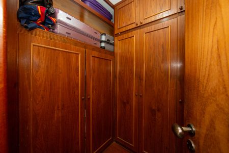 Apartamento à venda com 151m², 4 quartos e 2 vagas Apartamento à venda com 151m², 4 quartos e 2 vagasCLOSET