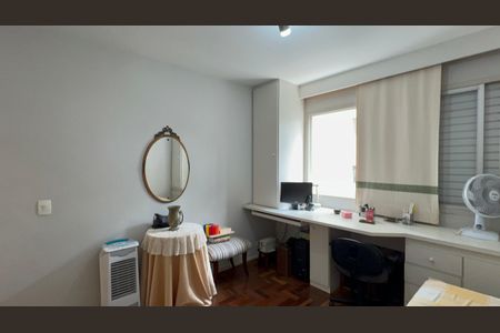 Apartamento para alugar com 117m², 3 quartos e 2 vagasQuarto 2