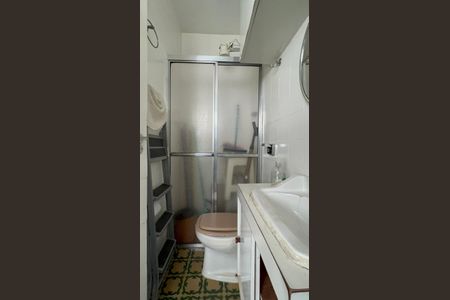 Apartamento para alugar com 117m², 3 quartos e 2 vagasBanheiro de serviço