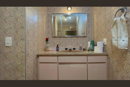 Apartamento para alugar com 117m², 3 quartos e 2 vagasBanheiro