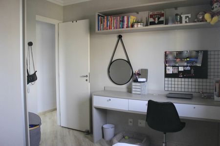 Apartamento à venda com 75m², 3 quartos e 2 vagasQuarto 2