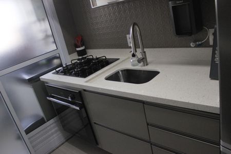 Apartamento à venda com 75m², 3 quartos e 2 vagasCozinha