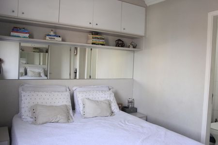 Apartamento à venda com 75m², 3 quartos e 2 vagasSuíte