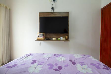 Casa de condomínio à venda com 102m², 3 quartos e 2 vagasQuarto 2