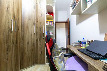 Casa de condomínio à venda com 102m², 3 quartos e 2 vagasQuarto 3