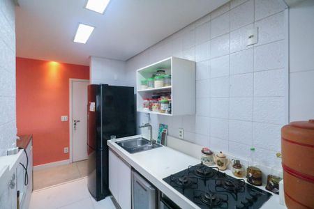 Apartamento à venda com 61m², 2 quartos e 1 vaga Apartamento à venda com 61m², 2 quartos e 1 vagaCozinha e Área de Serviço